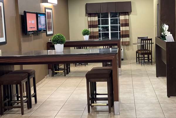 Restaurant - Microtel Inn & Suites by Wyndham Harrisonburg - I-81, Exit 243
