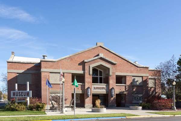  - Knights Inn Baker City