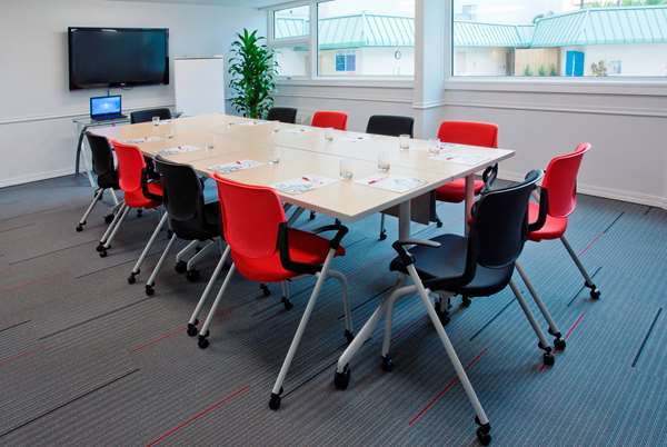  - Ramada Plaza Hotel Waikiki Honolulu