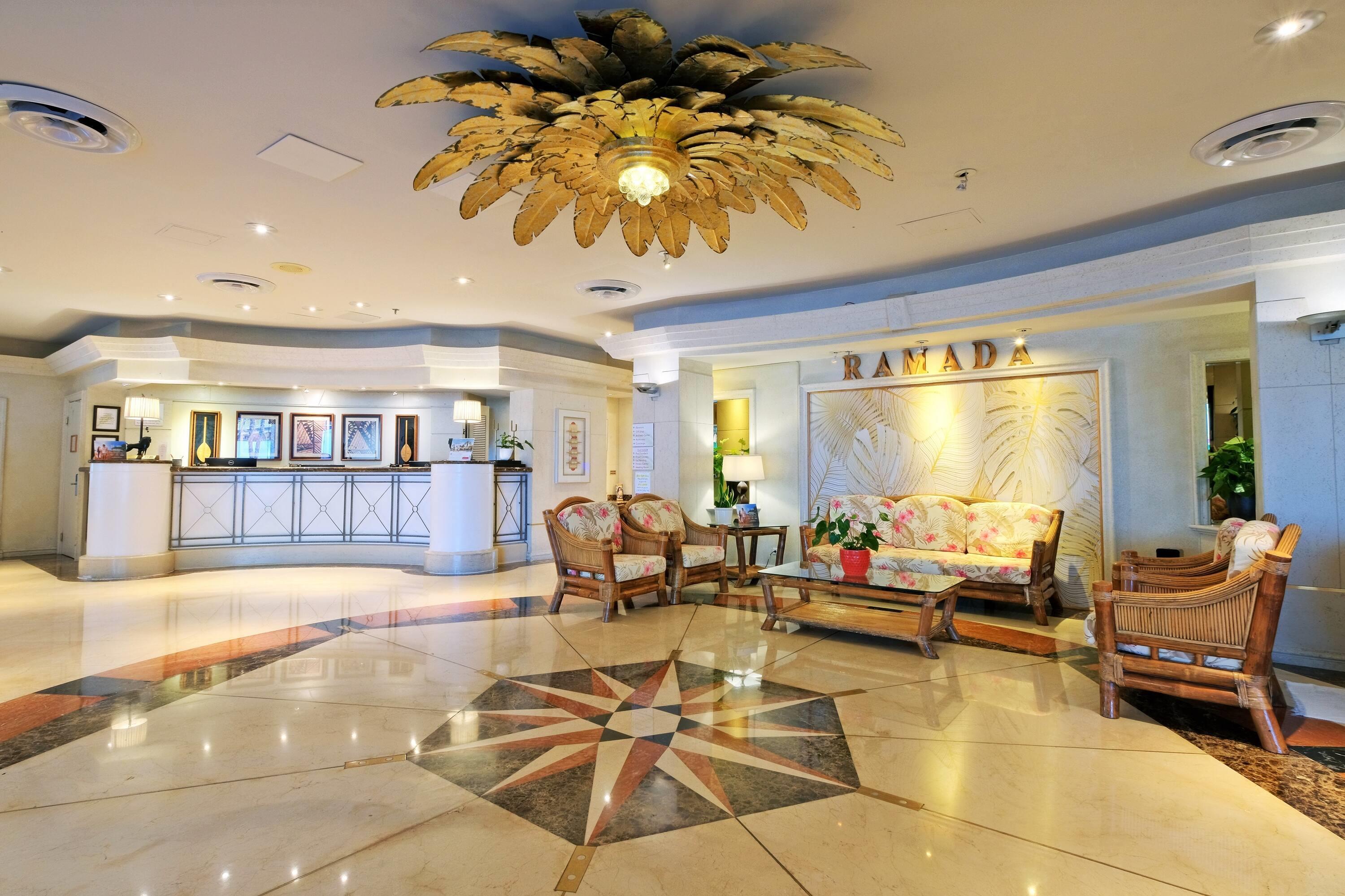 Lobby | Ramada Plaza by Wyndham Waikiki