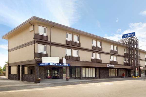 Exterior view - Travelodge Lethbridge