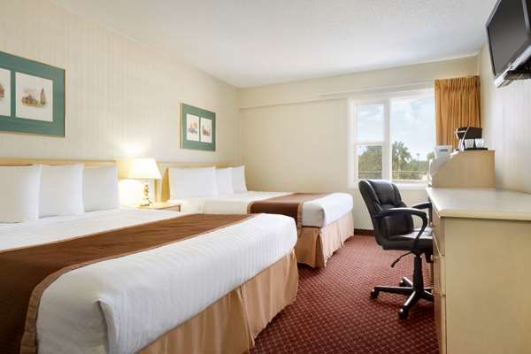  - Travelodge Lethbridge