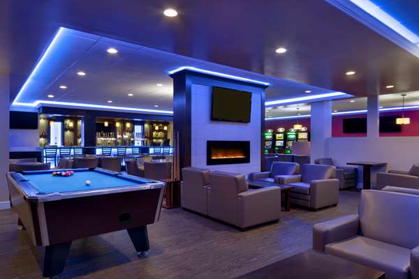 Restaurant - Travelodge Lethbridge