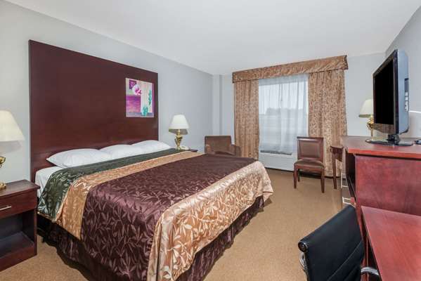  - Super 8 Hotel Innisfail