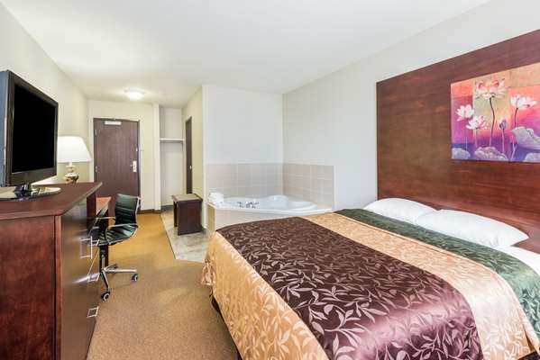  - Super 8 Hotel Innisfail