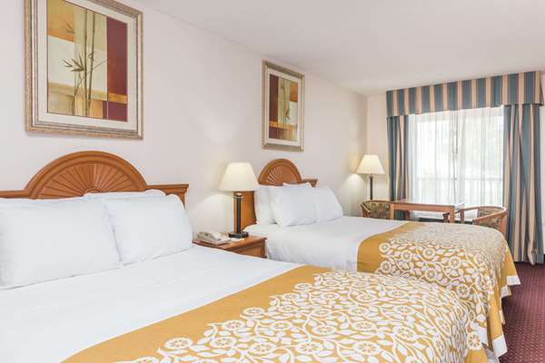  - Days Inn Chiefland