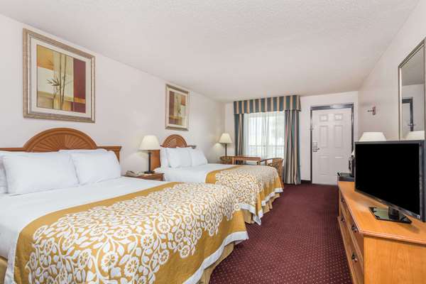  - Days Inn Chiefland