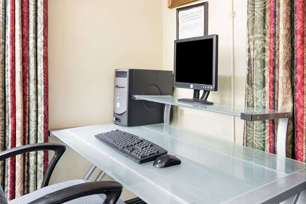 Conference Area - Days Inn Chiefland