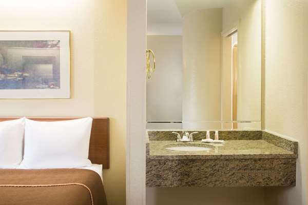  - Travelodge Airport Fort Myers - I-75, Exit 131