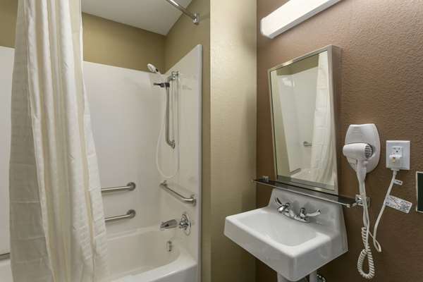  - Microtel Inn & Suites by Wyndham Minot