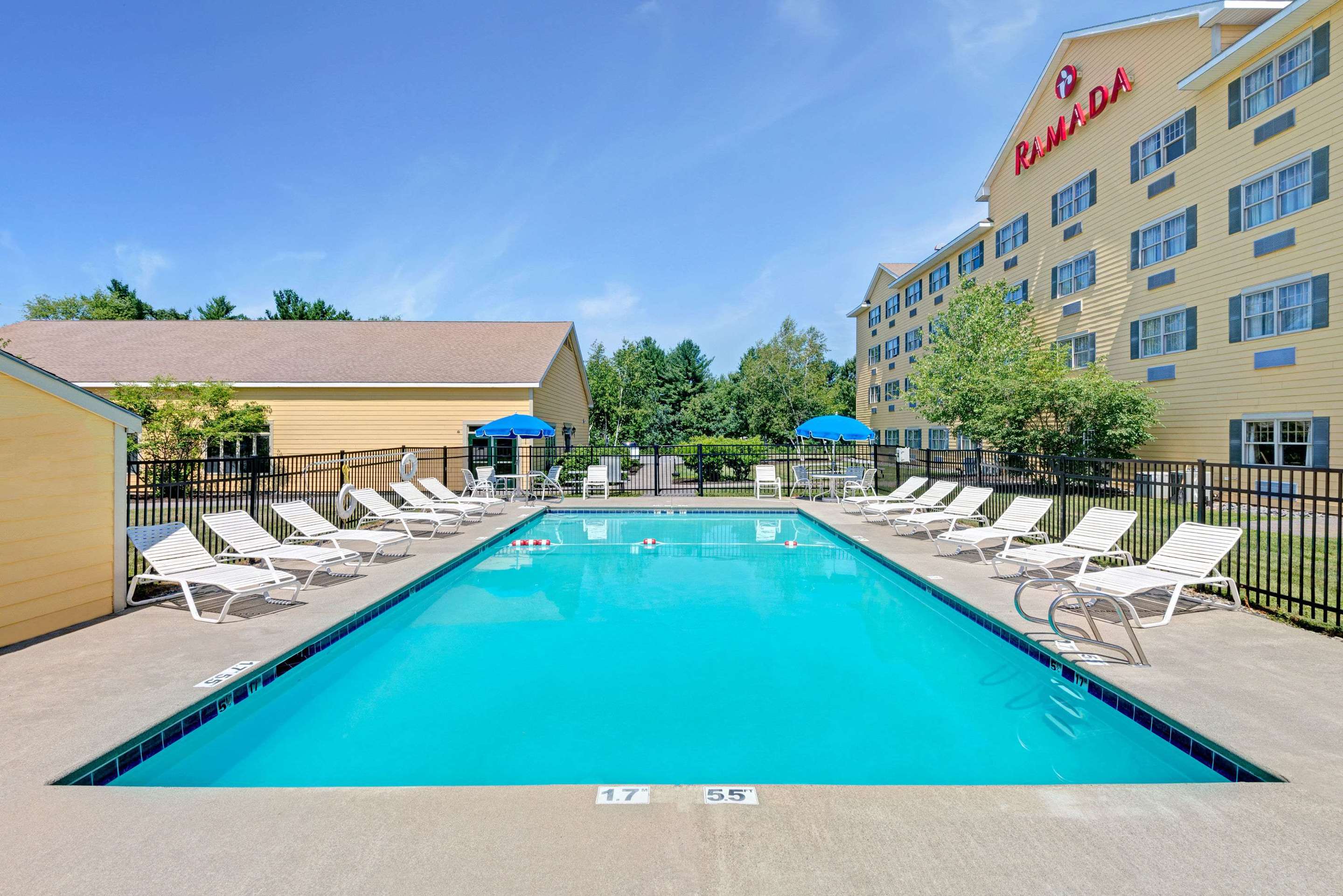 Pool | Ramada by Wyndham Saco/Old Orchard Beach Area