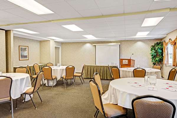  - Ramada Hotel Old Orchard Beach Area Saco