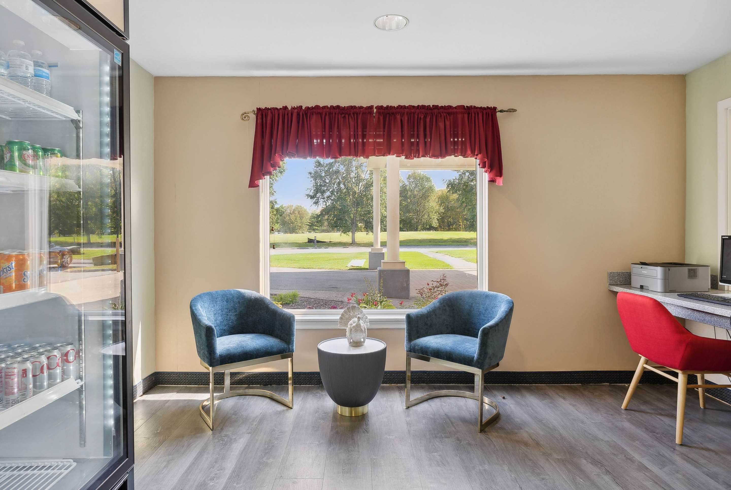 Lobby | Ramada by Wyndham Saco/Old Orchard Beach Area