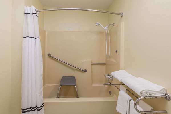  - Days Inn Natchitoches - I-49, Exit 138