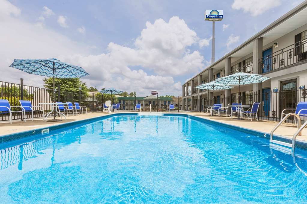 Days Inn by Wyndham Natchitoches - Tap to explore photos