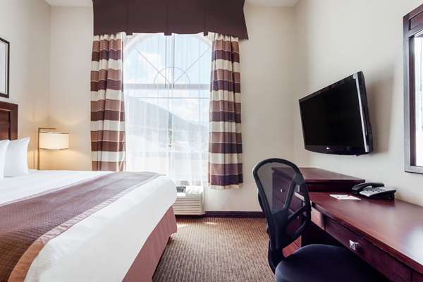  - Ramada Hotel Creston