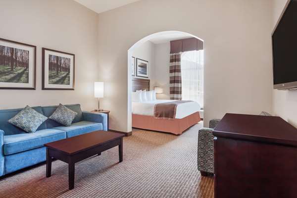  - Ramada Hotel Creston