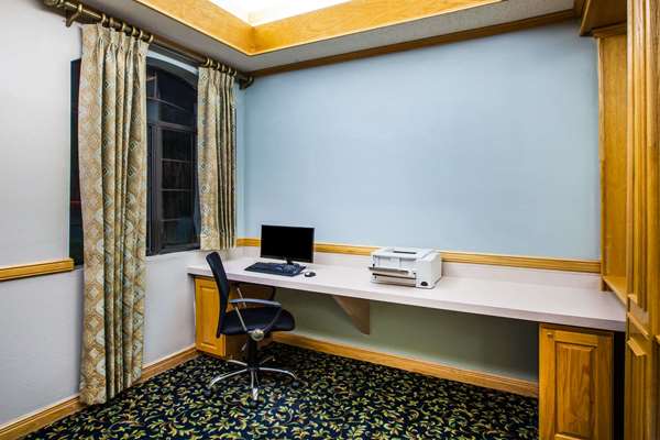 Conference Area - Days Inn & Suites Corpus Christi South