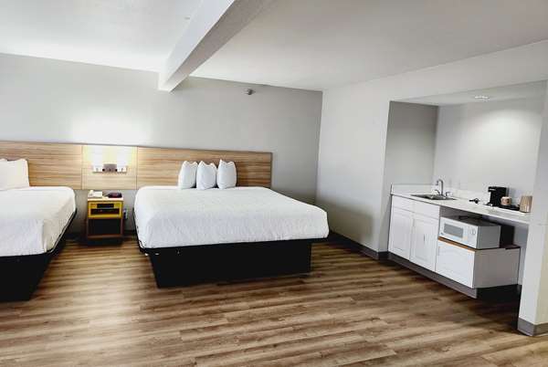  - Days Inn & Suites Corpus Christi South