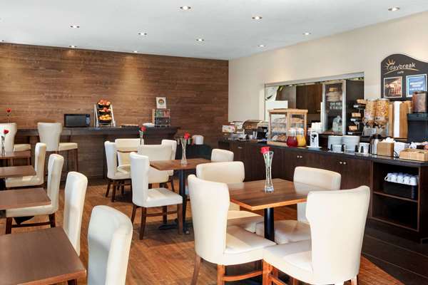 Restaurant - Days Inn Regina Airport