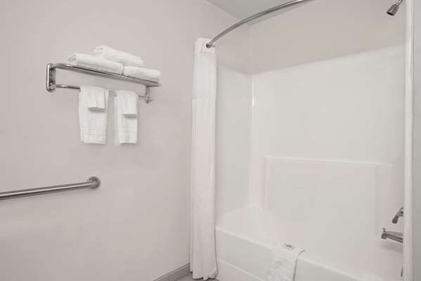  - Days Inn Greensboro - I-40, Exit 214