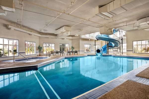 Pool - Days Inn & Suites Strathmore
