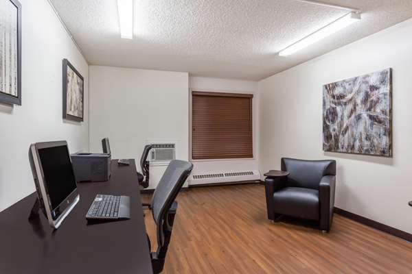 Conference Area - Super 8 Hotel Sherwood Park