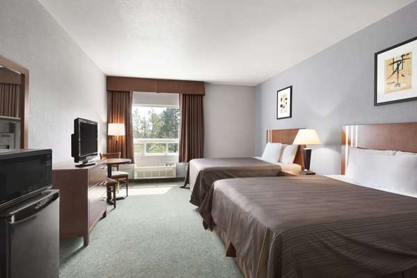  - Days Inn High Prairie