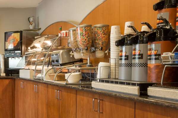  - Ramada Hotel Portland - I-205, Exit 20