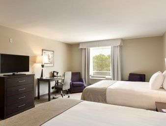  - Baymont Inn & Suites College Station