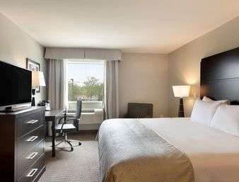  - Baymont Inn & Suites College Station