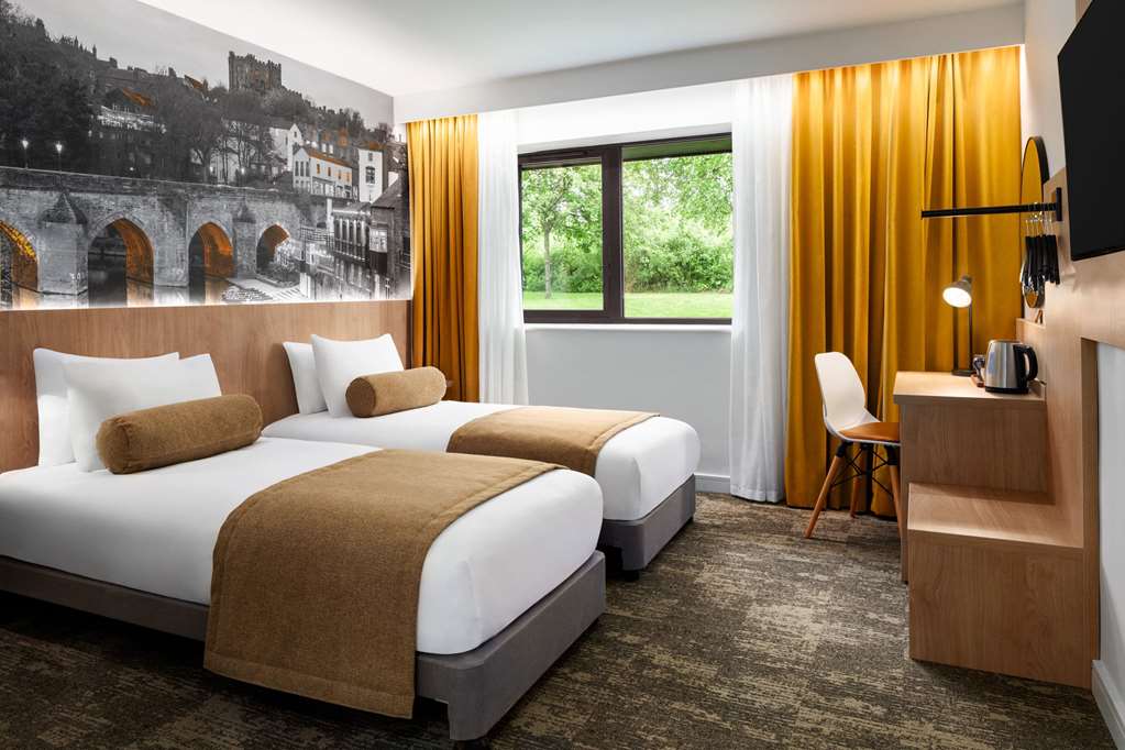 SUPER 8 BY WYNDHAM DURHAM-guestroom-Guest Room,On-Site.jpg