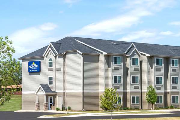 Exterior view - Microtel Inn & Suites by Wyndham Dickinson