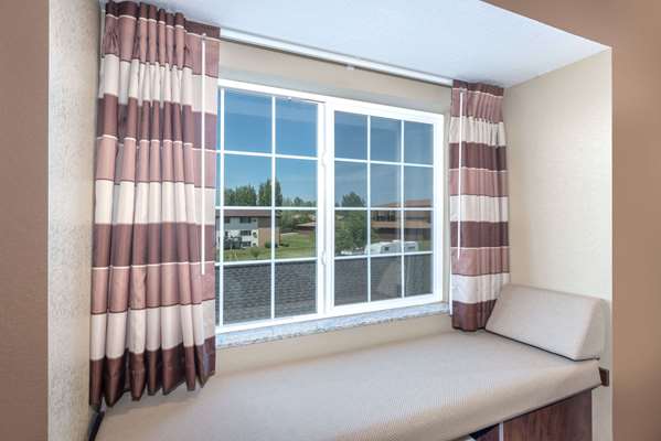  - Microtel Inn & Suites by Wyndham Dickinson