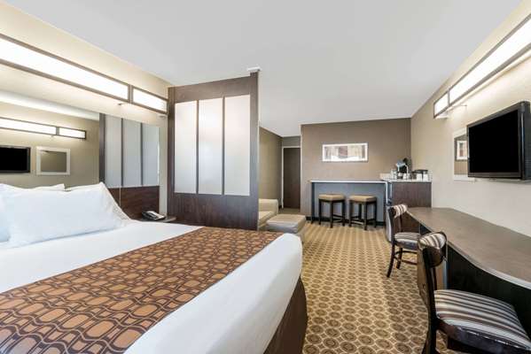  - Microtel Inn & Suites by Wyndham Dickinson