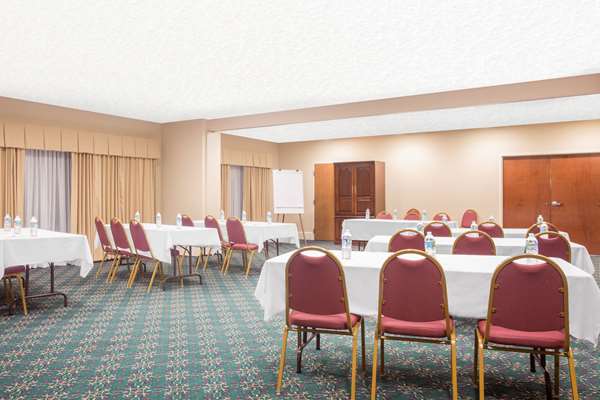  - Days Inn Metter - I-16, Exit 104