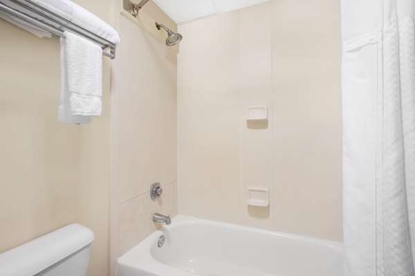  - Days Inn Metter - I-16, Exit 104