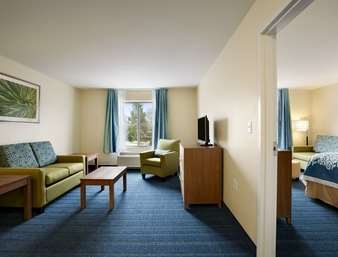 Suite - Days Inn & Suites Altoona