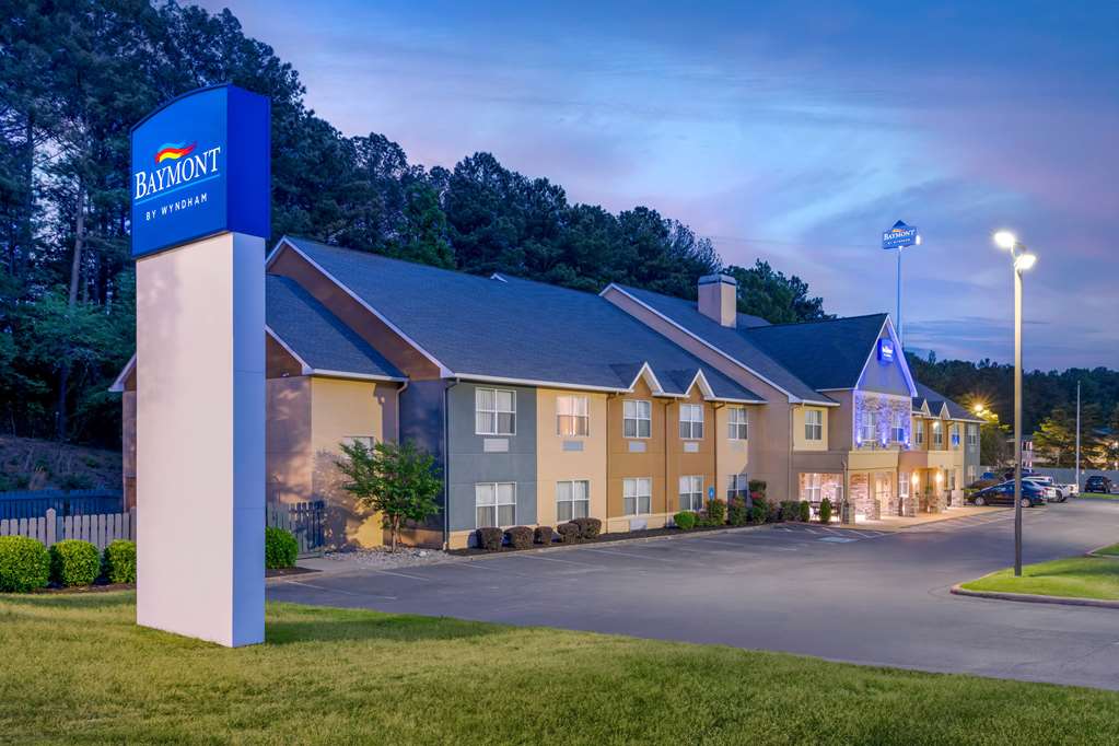 Baymont Inn & Suites Kennesaw