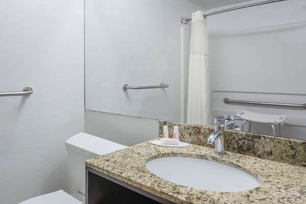  - Travelodge Lakeland - I-4, Exit 32