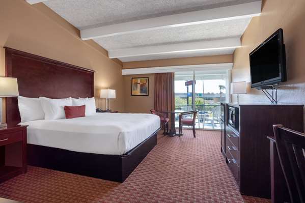  - Travelodge Lakeland - I-4, Exit 32