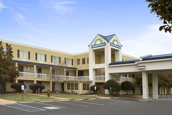 Exterior view - Days Inn Hamilton Place Chattanooga - I-75, Exit 5