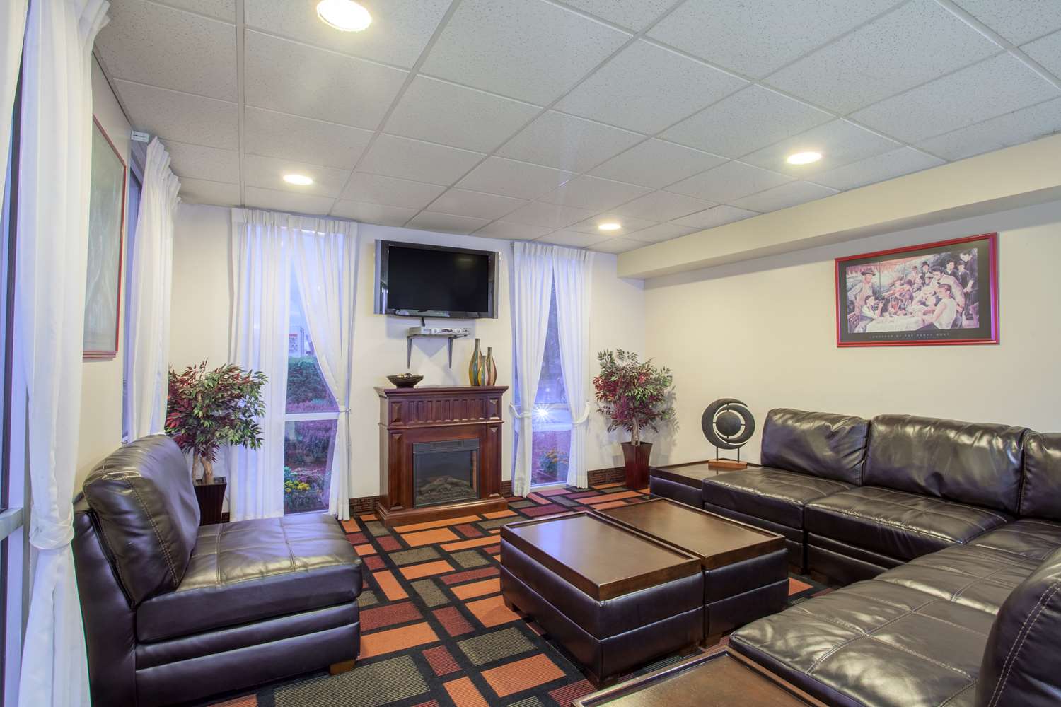 Days Inn Columbia Mo See S Lobby Days Inn Columbia