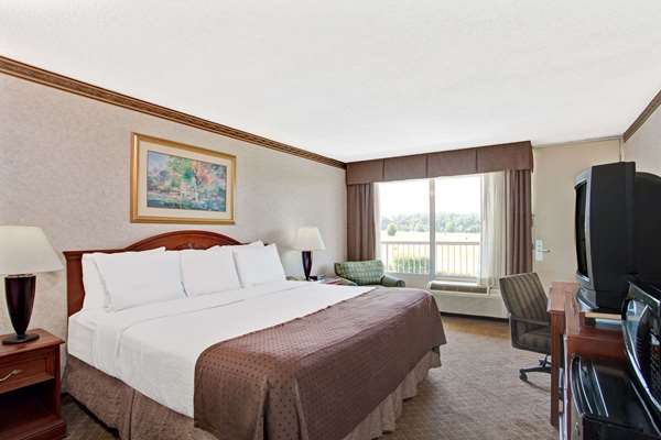  - Days Inn Forrest City - I-40, Exit 241