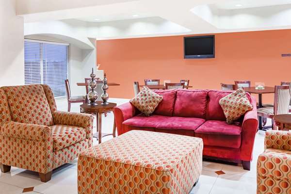  - Days Inn & Suites Marquez