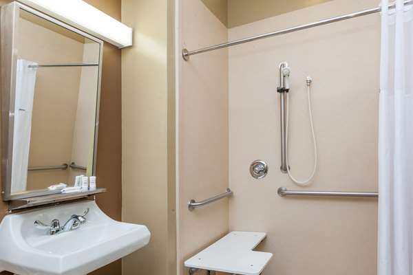  - Microtel Inn & Suites by Wyndham Wheeler Ridge - I-5, Exit 219