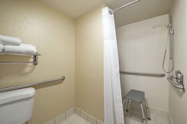  - Ramada Inn & Suites Airport Orlando
