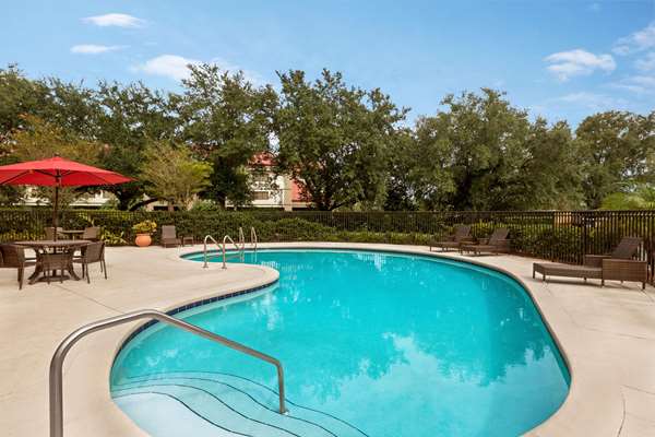 Pool - Ramada Inn & Suites Airport Orlando