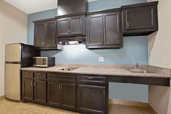  - Super 8 Motel I-45 North Houston - I-45, Exit 64