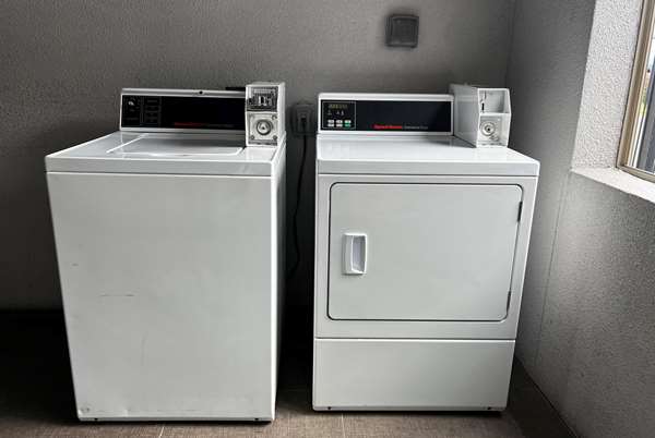  - Super 8 Motel I-45 North Houston - I-45, Exit 64